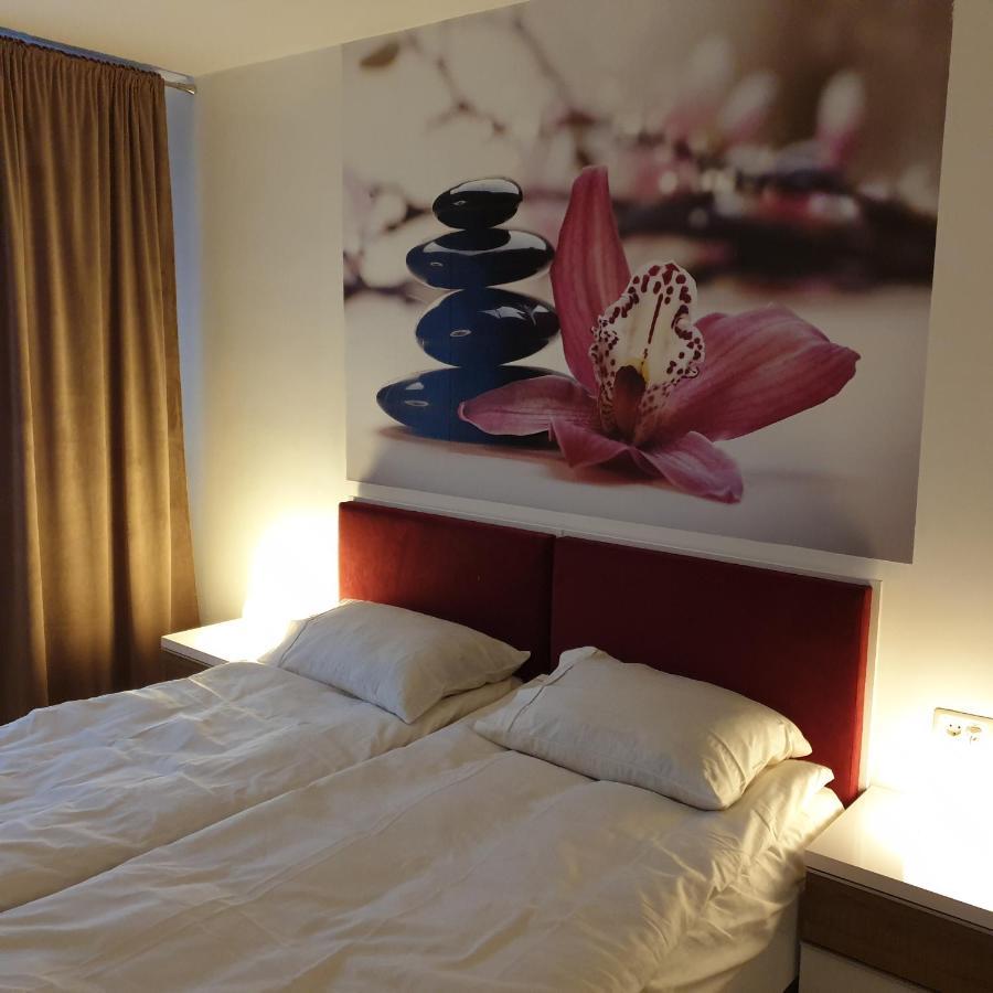 Carolina Sweet Apartament ออราแด ภายนอก รูปภาพ